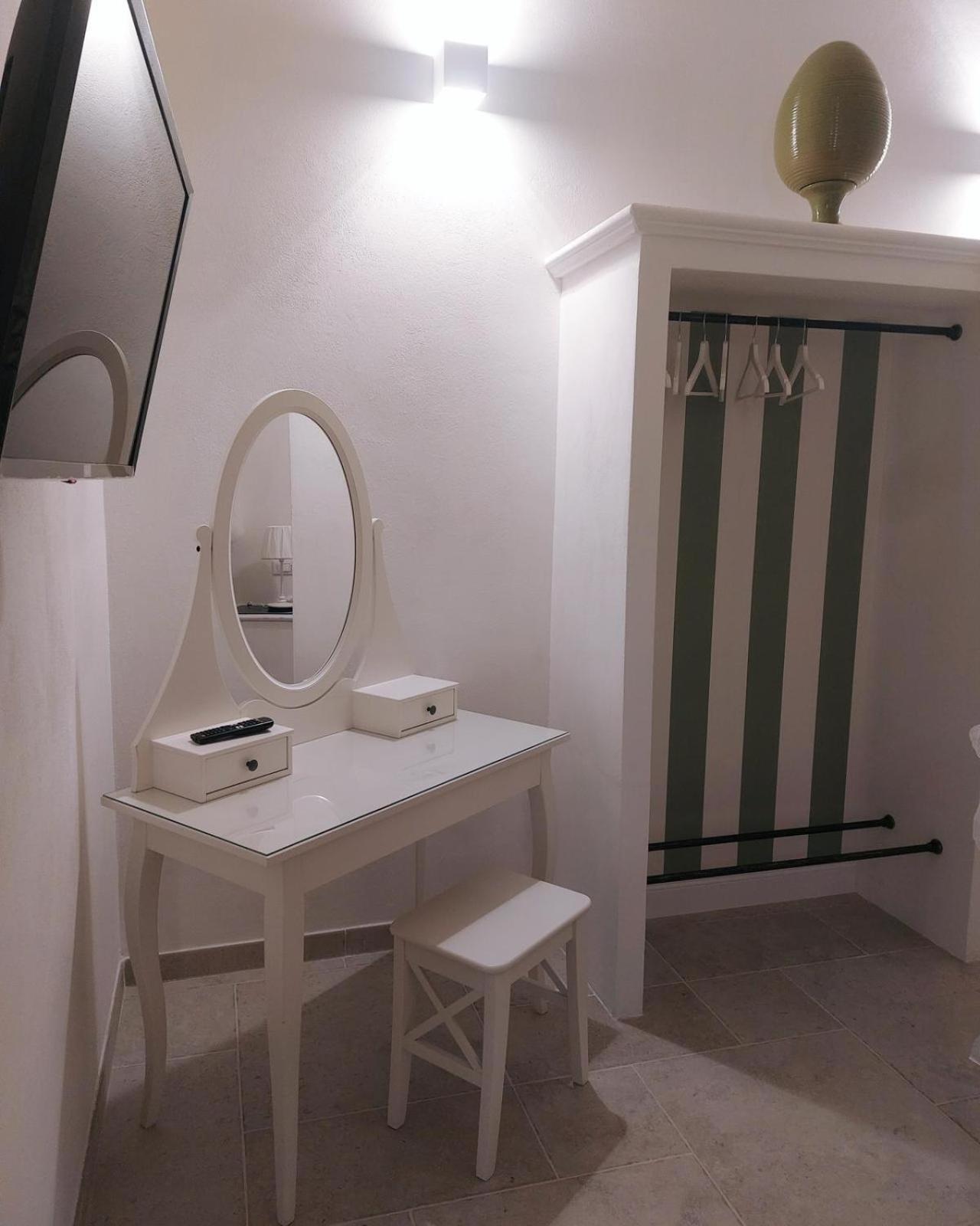 Un Giorno Bellissimo Suite & Spa Martina Franca Exterior foto