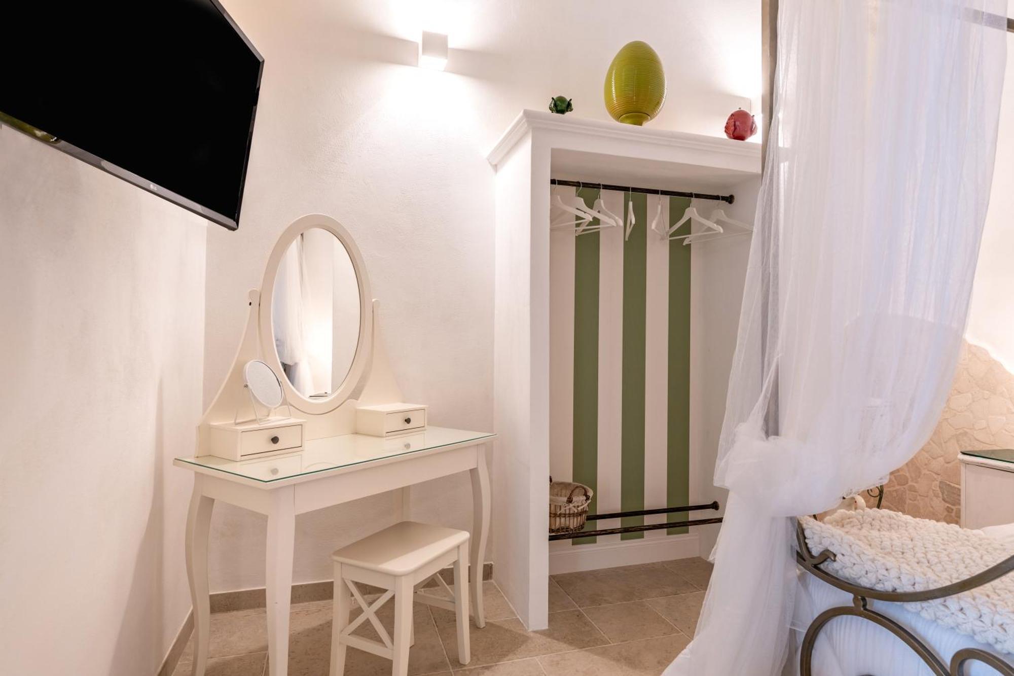 Un Giorno Bellissimo Suite & Spa Martina Franca Exterior foto