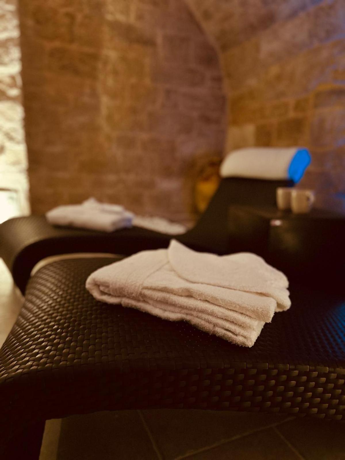 Un Giorno Bellissimo Suite & Spa Martina Franca Exterior foto